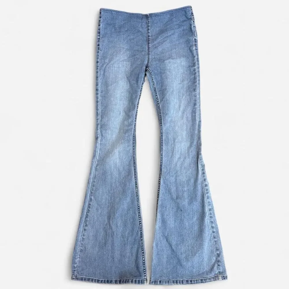 Free People Light Blue Washed Stretchy Denim Distressed High Rise Flare Jeans 28